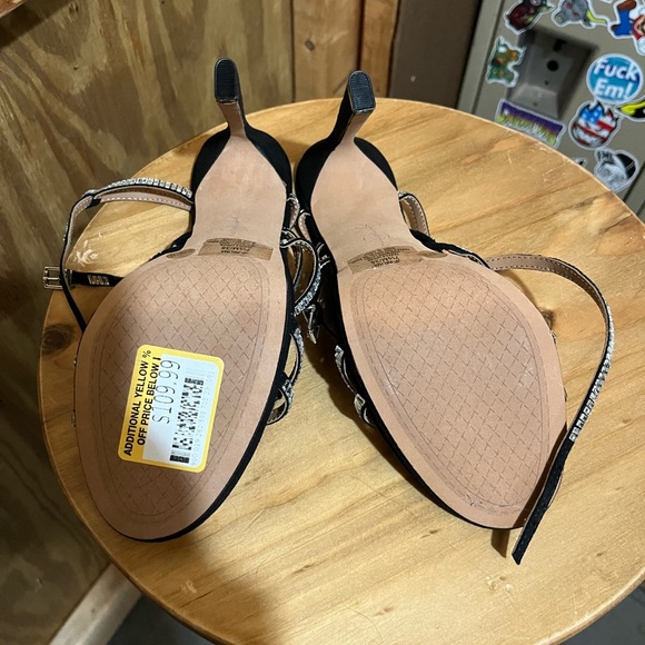 Jessica Simpson heels - Picture 5 of 7